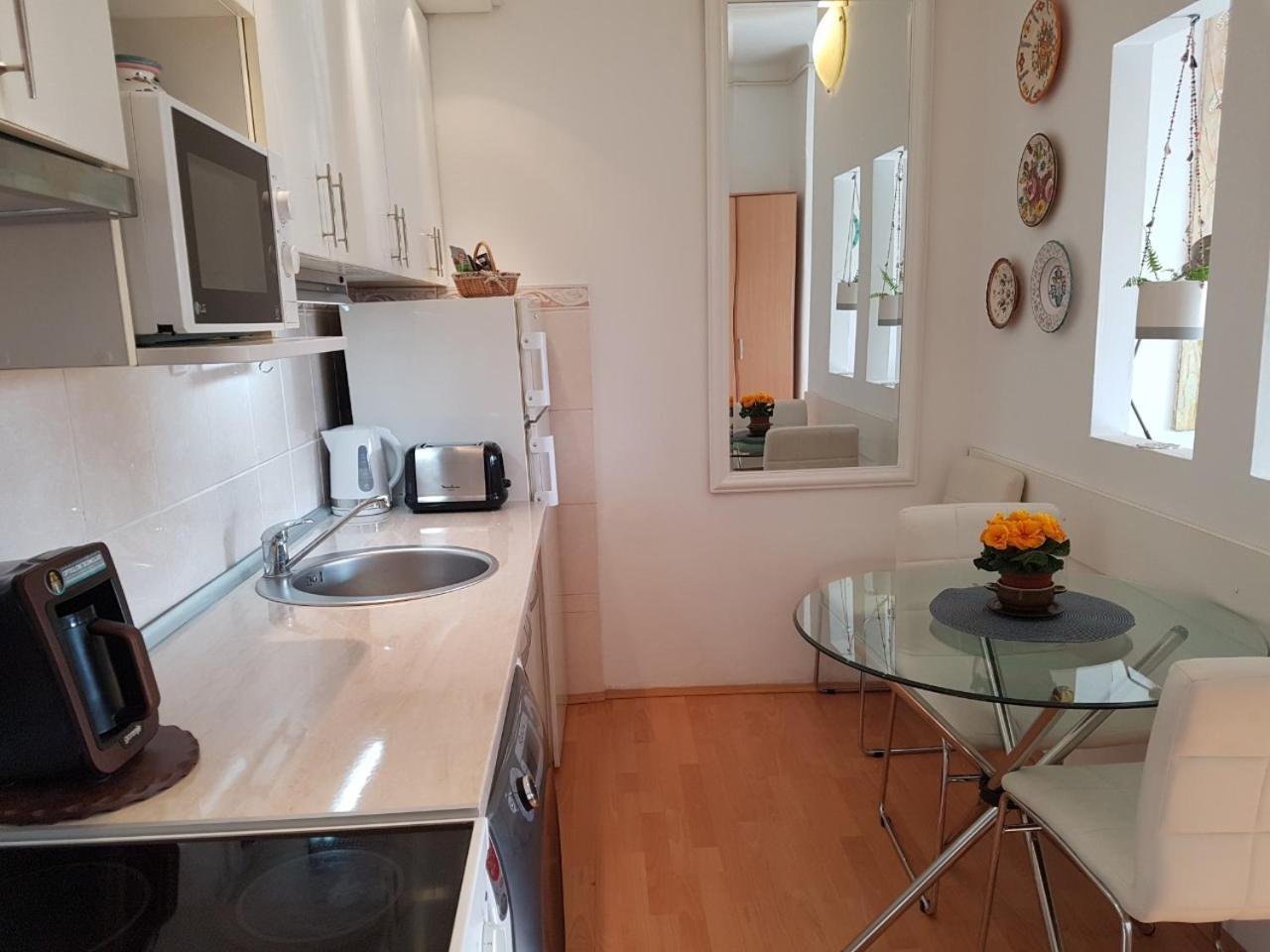 Penthouse Modena Apartamento Novi Sad Exterior foto