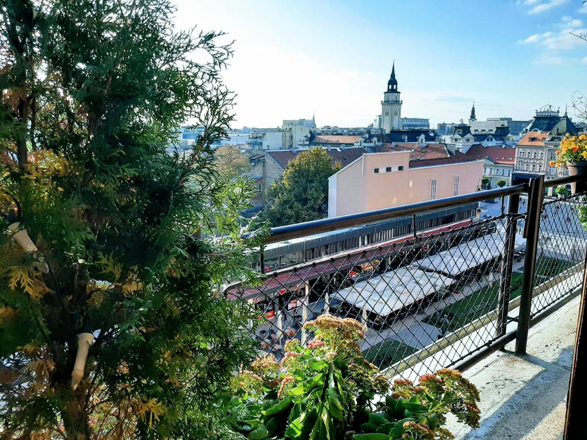Penthouse Modena Apartamento Novi Sad Exterior foto